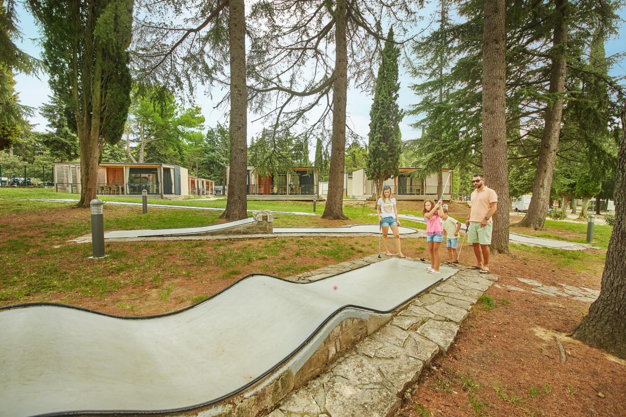 Adria Apartments - Hotel & Resort Adria Анкаран Екстериор снимка